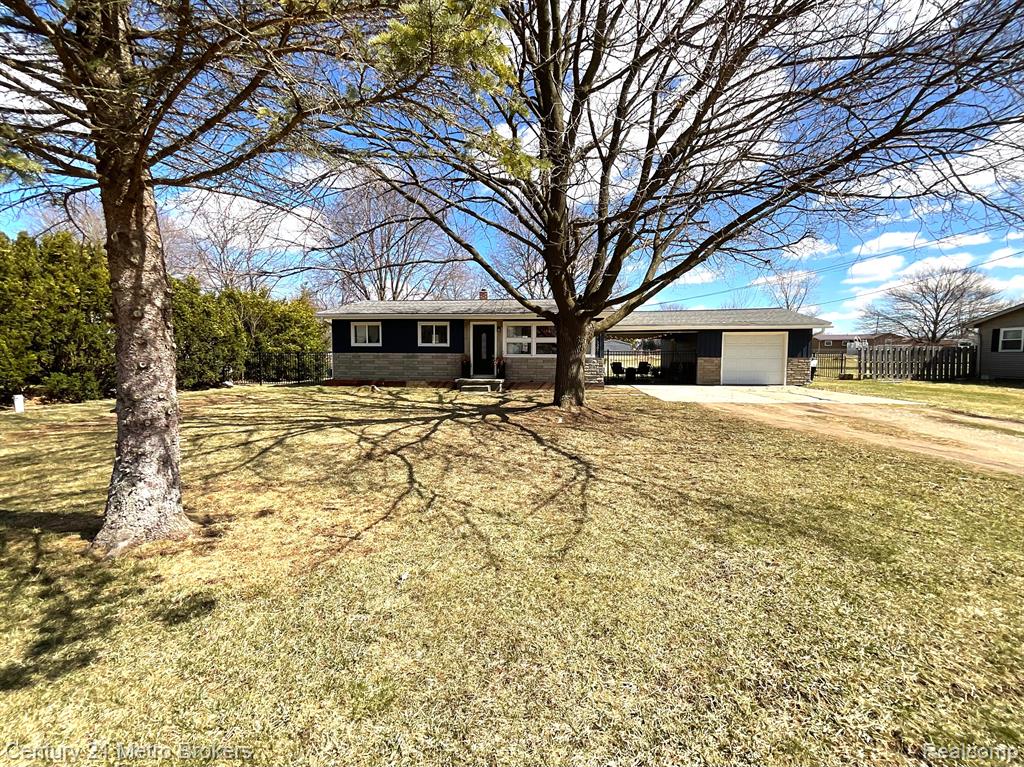 5397 THUNDERBIRD Pass, Grand Blanc, MI 48439 — Photo 2