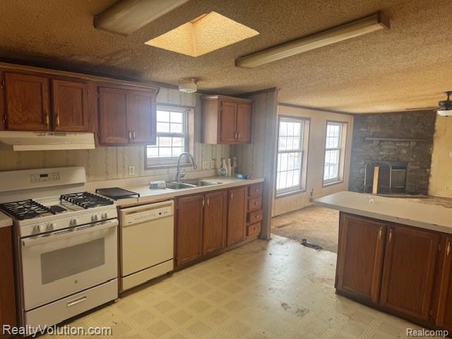 2965 Greenwood Road, Lapeer, MI 48446 — Photo 3