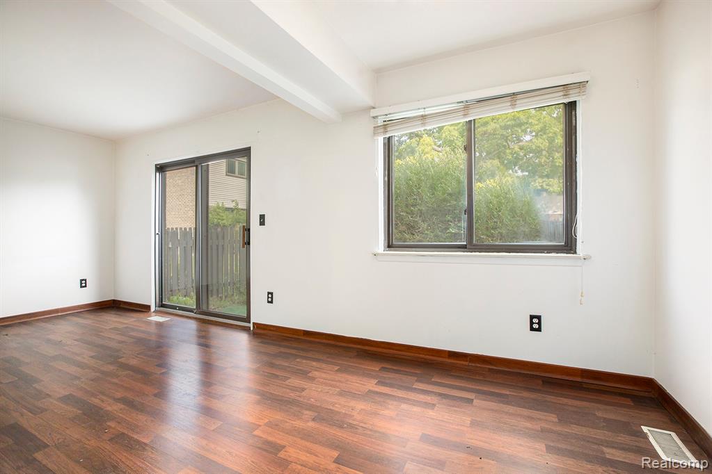 1875 Sheffield Drive, Ypsilanti, MI 48198 — Photo 5