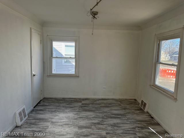 23345 Tawas Avenue, Hazel Park, MI 48030 — Photo 7