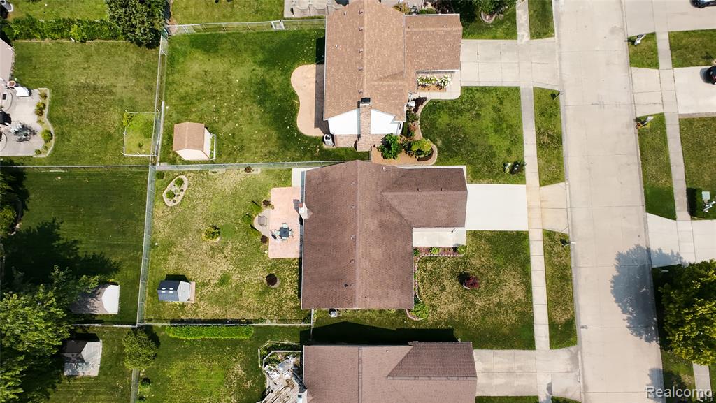 42393 Royal Lane, Clinton Twp, MI 48038 — Photo 35