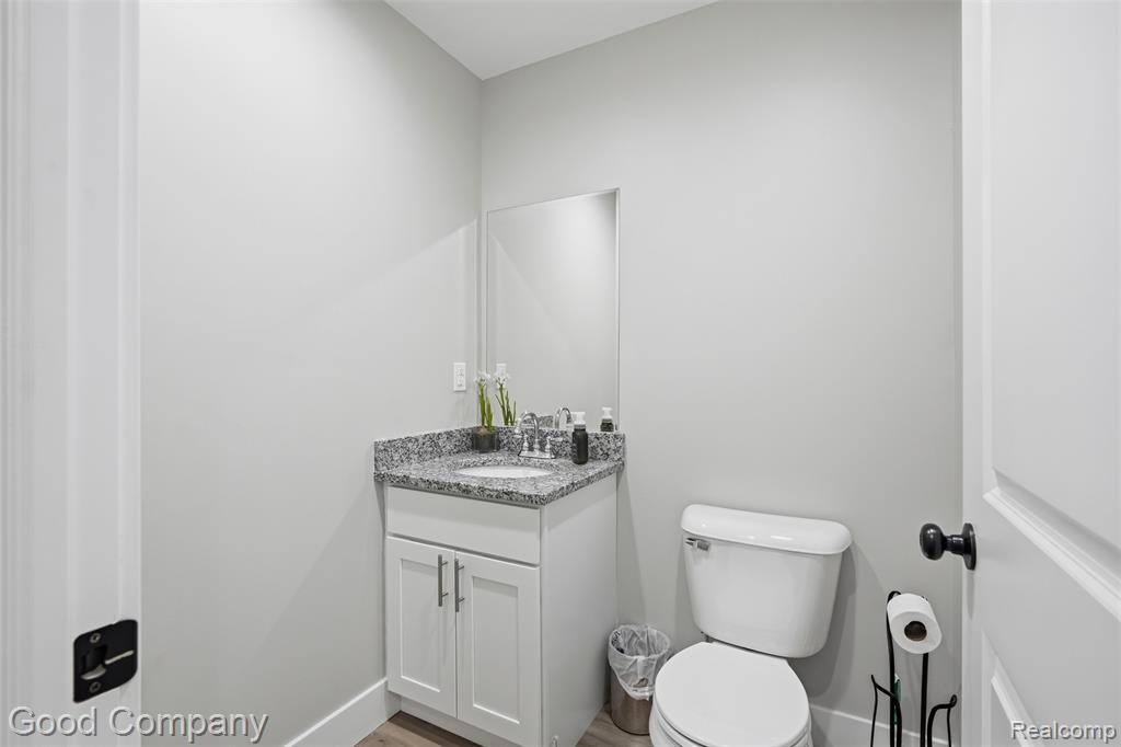 1218 E Bernhard Avenue, Hazel Park, MI 48030 — Photo 11