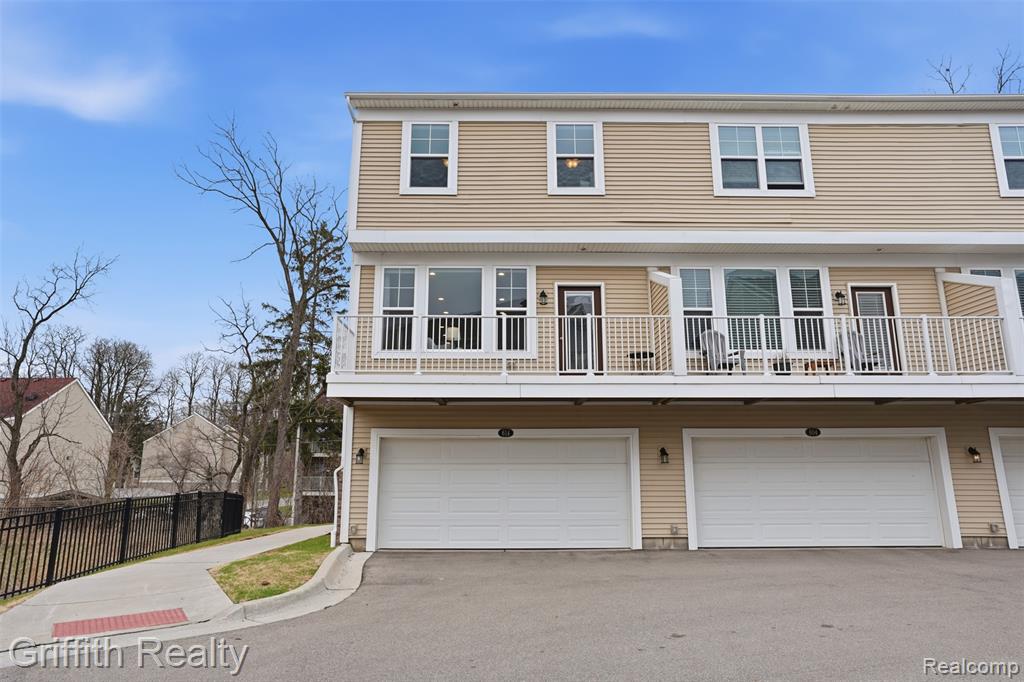 614 Anne Avenue, Brighton, MI 48116 — Photo 28