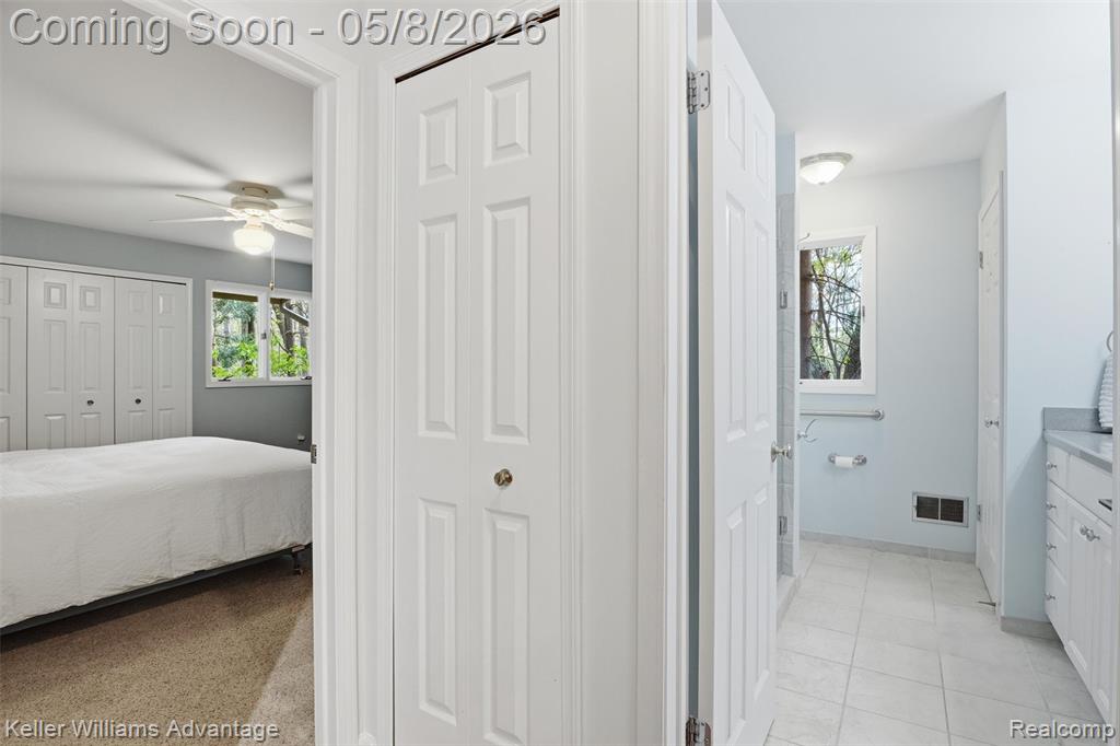 6545 Red Cedar Lane, West Bloomfield, MI 48324 — Photo 15