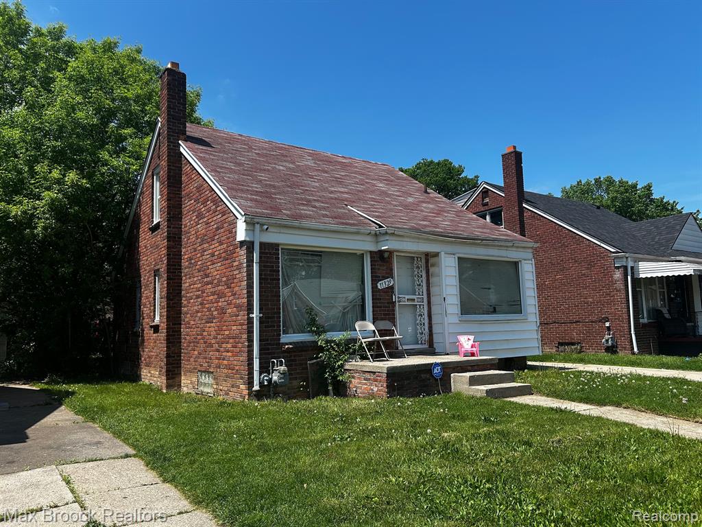 11329 MINOCK Street, Detroit, MI 48228 — Photo 3