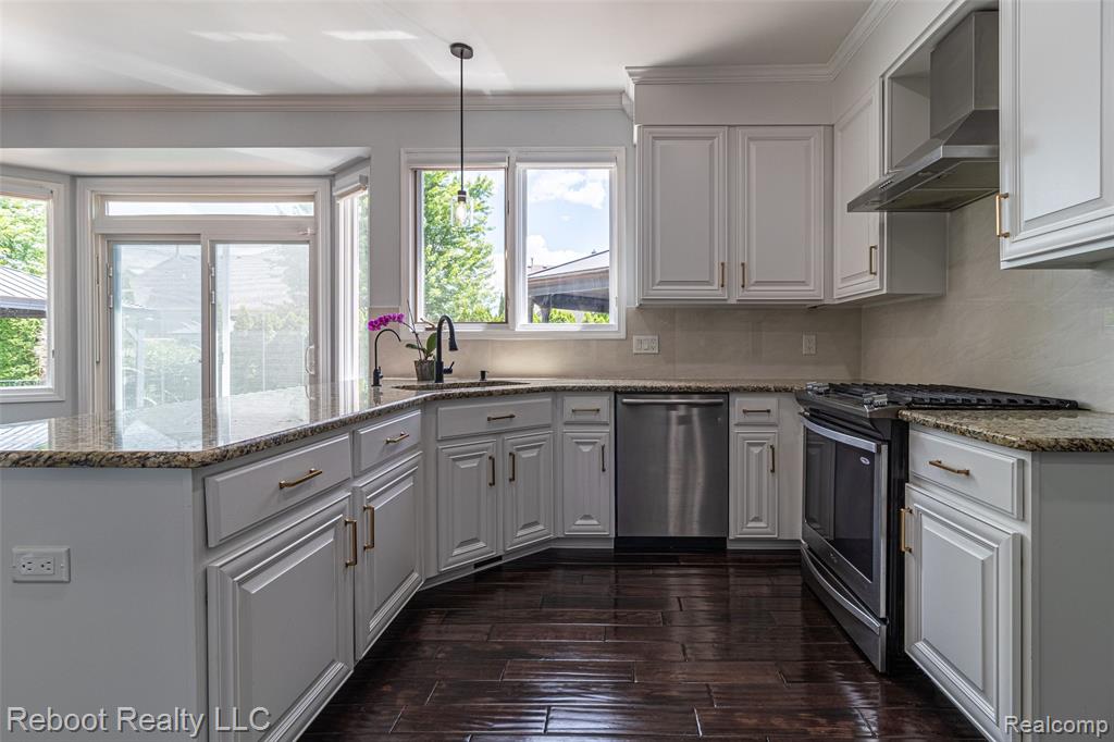 21294 Ascot Drive, Macomb, MI 48044 — Photo 31