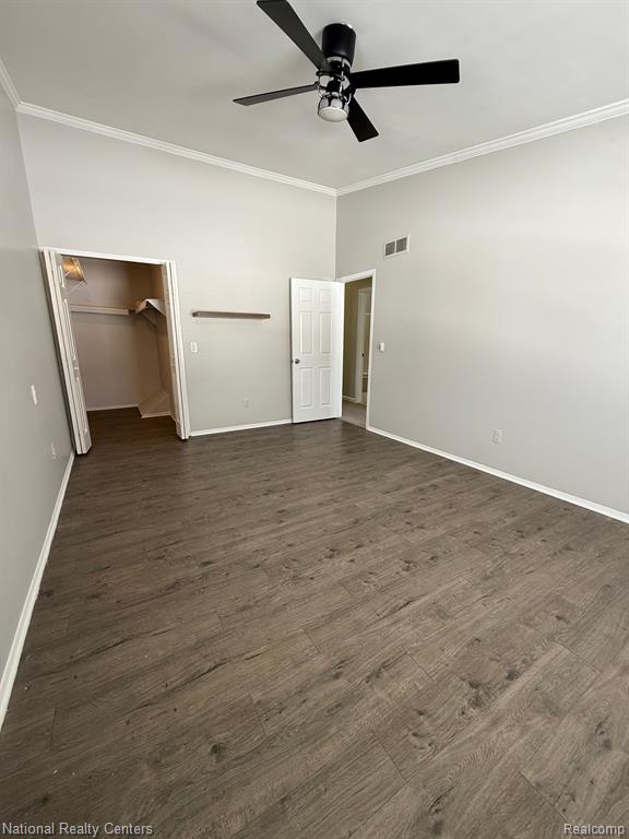 38959 COUNTRY Circle, Farmington Hills, MI 48331 — Photo 18
