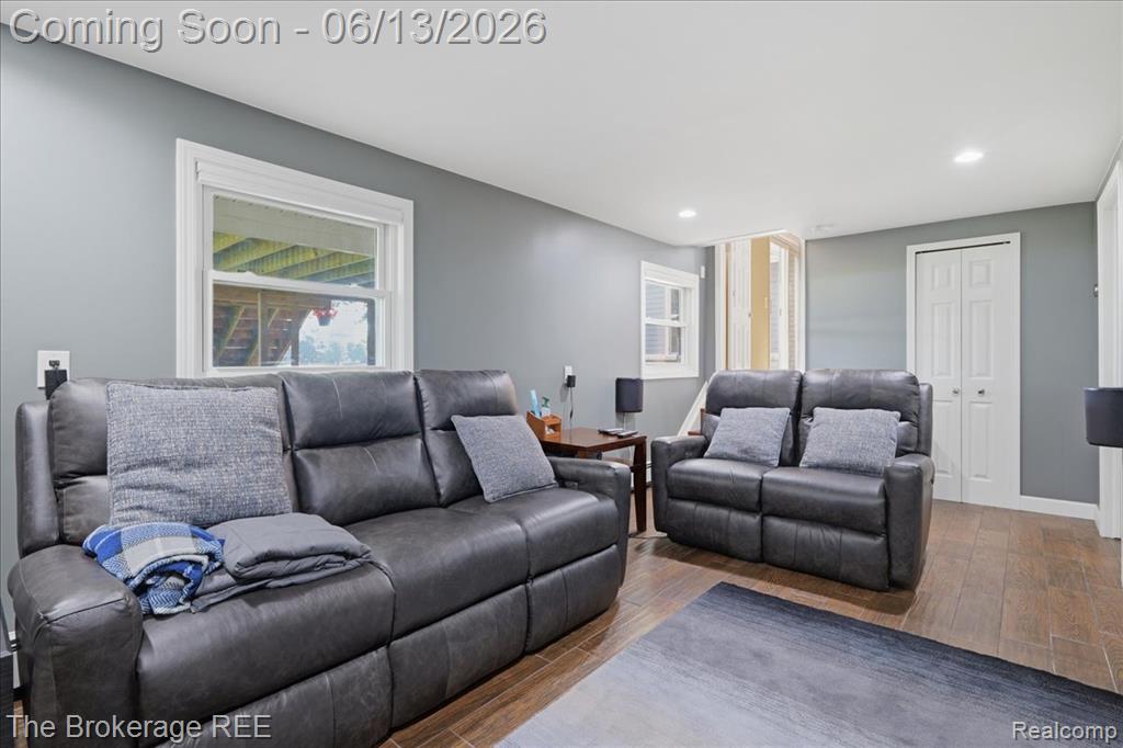 261 Reymont Road N, Waterford, MI 48327 — Photo 18