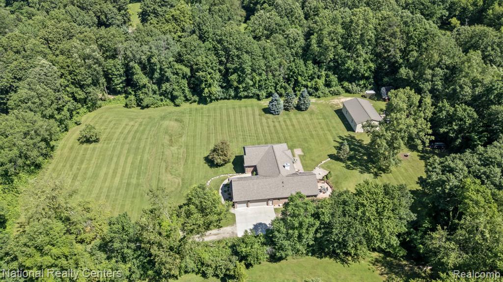10180 Hadley Road, Clarkston, MI 48348 — Photo 49