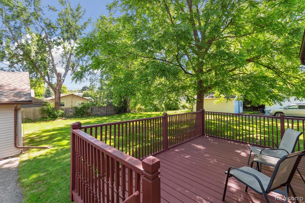 4235 RED ARROW Road, Flint, MI 48507 — Photo 26