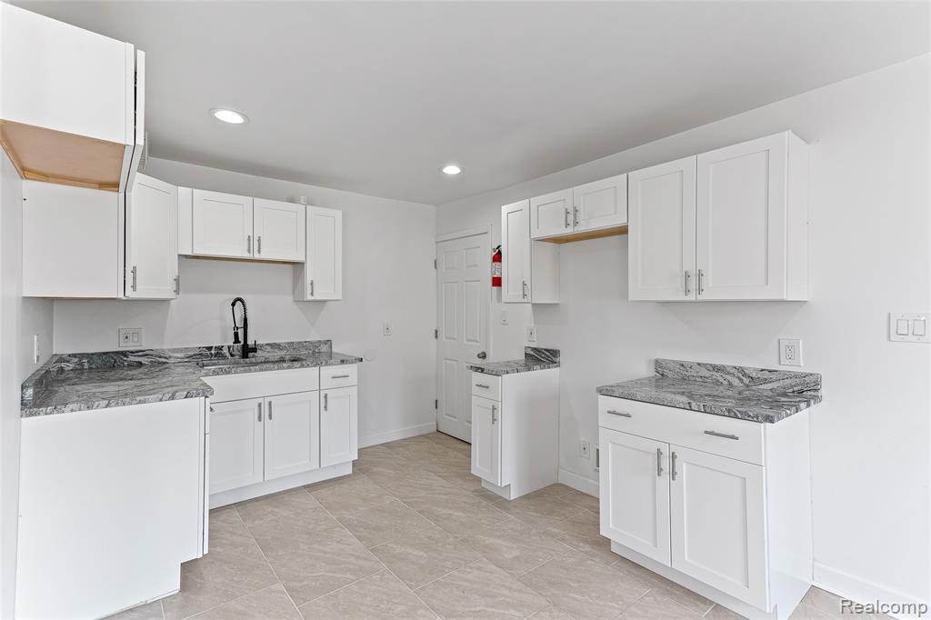 5737 Barham Street, Detroit, MI 48224 — Photo 11