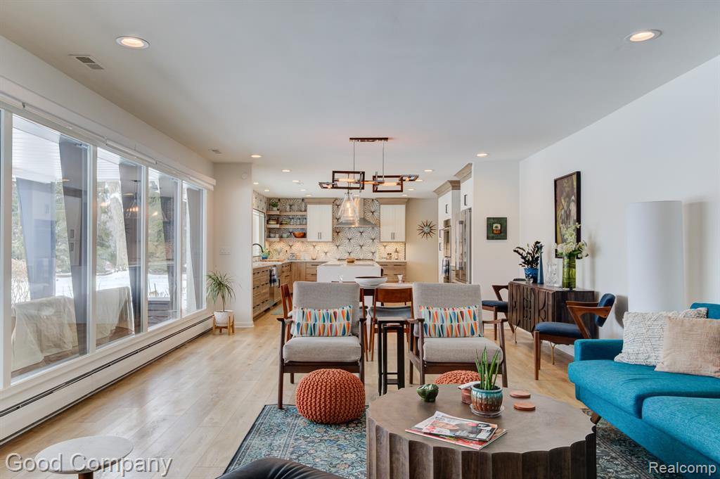 805 N Pemberton Road, Bloomfield Hills, MI 48302 — Photo 12