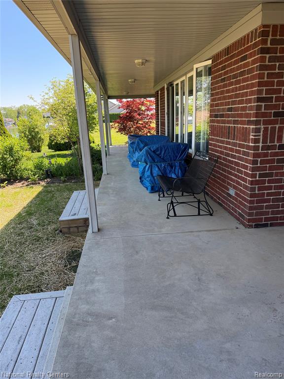 10368 Saint John Drive, Algonac, MI 48001 — Photo 22