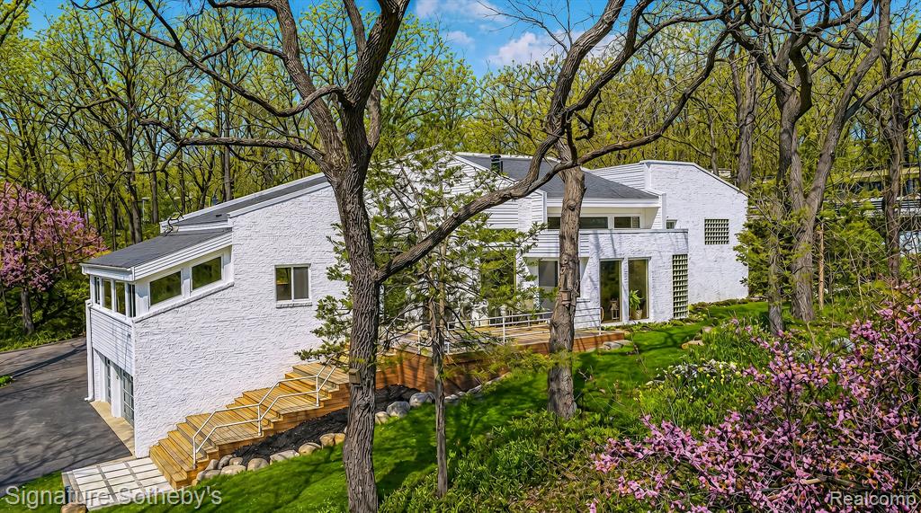 7350 Mountridge Drive, Clarkston, MI — Photo 2