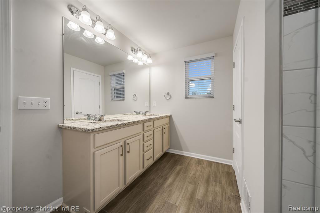 43580 PROSPECT, Novi, MI — Photo 20