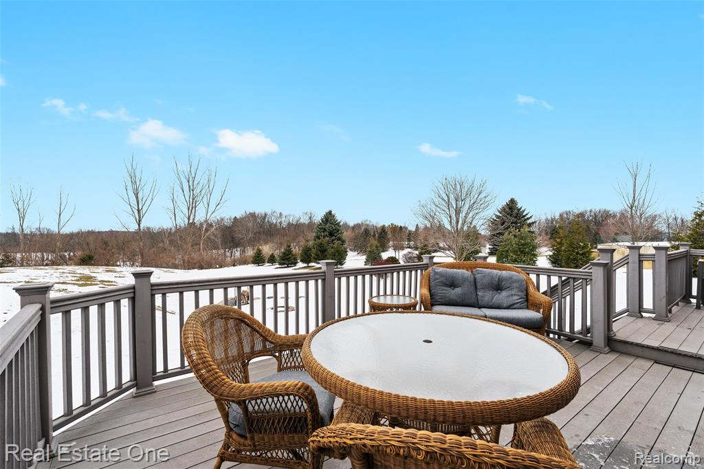9032 Palmers Way Drive, Fenton, MI 48430 — Photo 36