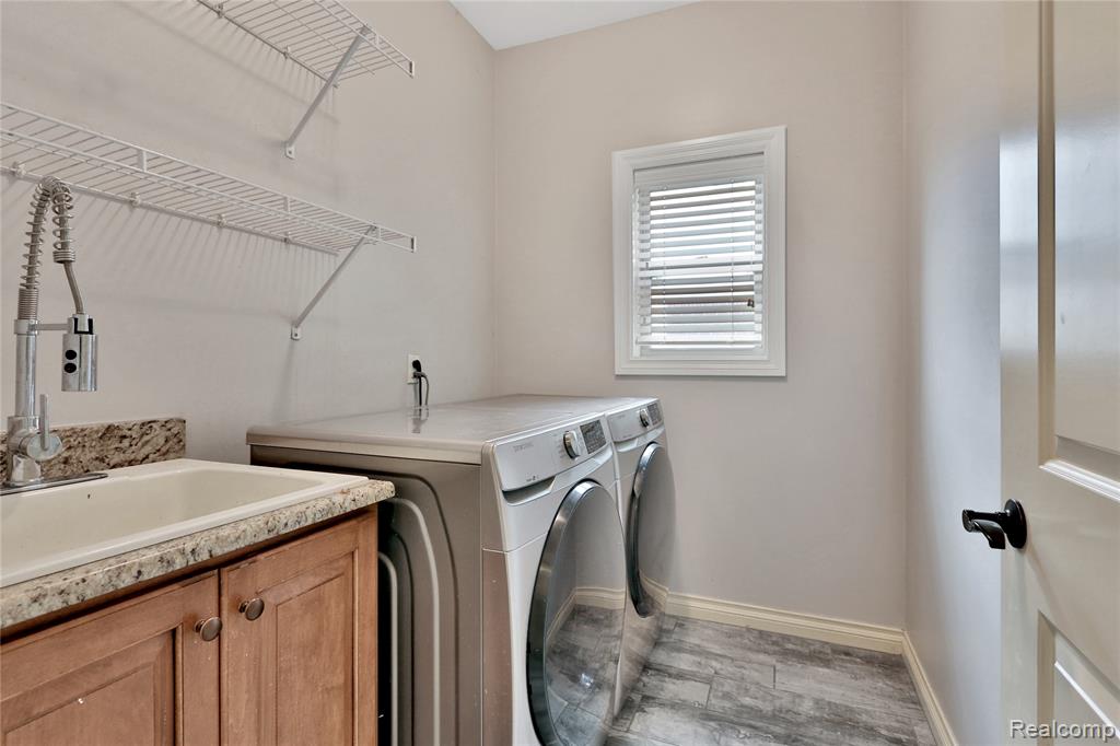 16417 Bishopsgate Drive, Macomb, MI 48044 — Photo 18