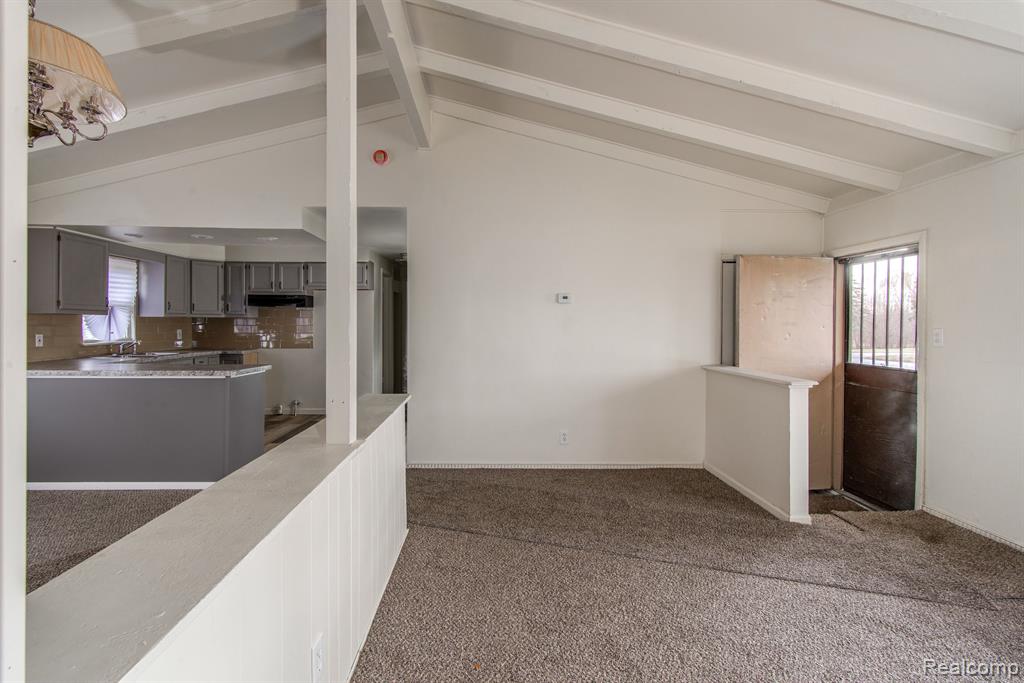 2303 W COLDWATER Road, Flint, MI 48505 — Photo 5