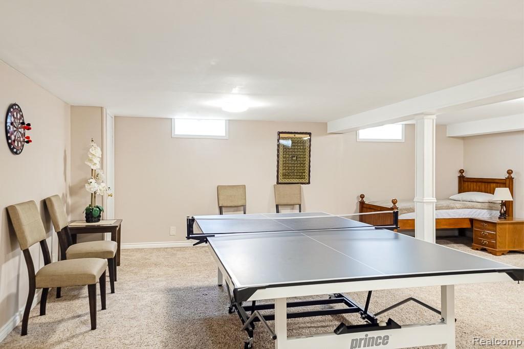 8100 Lochdale Street, Dearborn Heights, MI 48127 — Photo 32