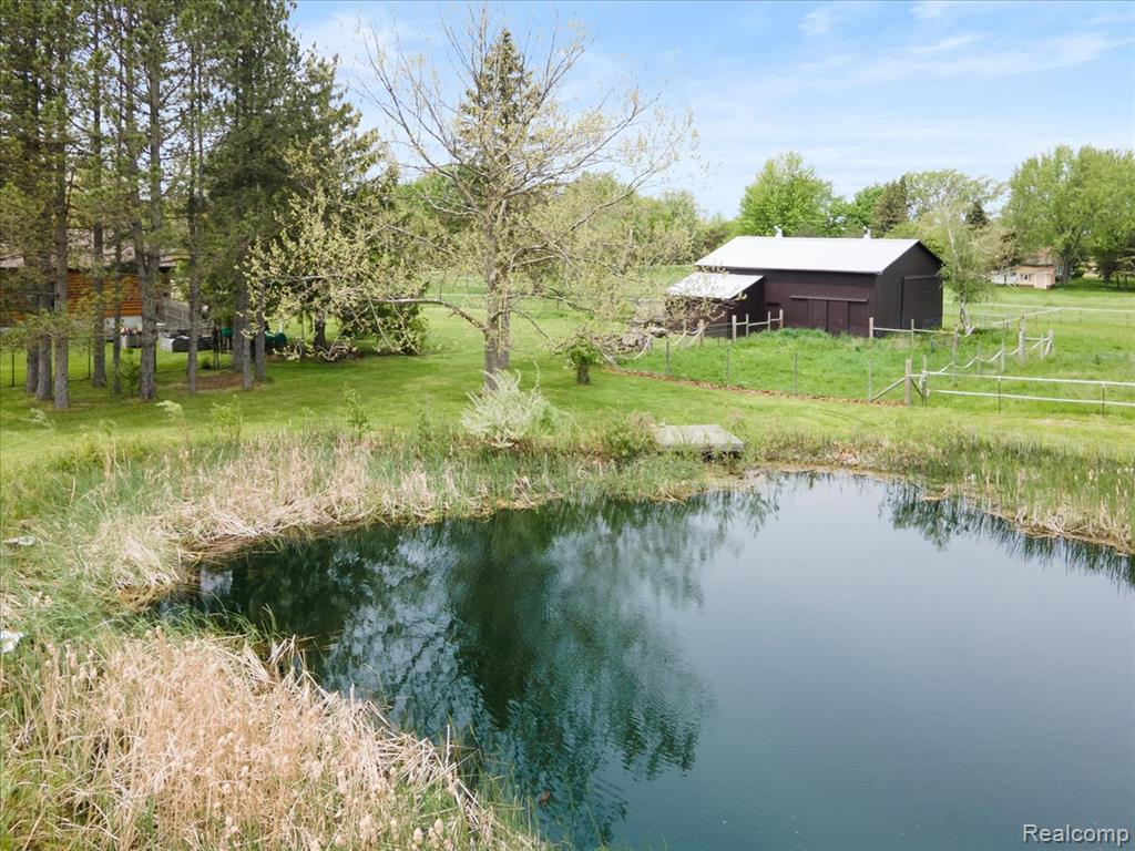 4300 Carrigan Road, Fort Gratiot, MI 48059 — Photo 9