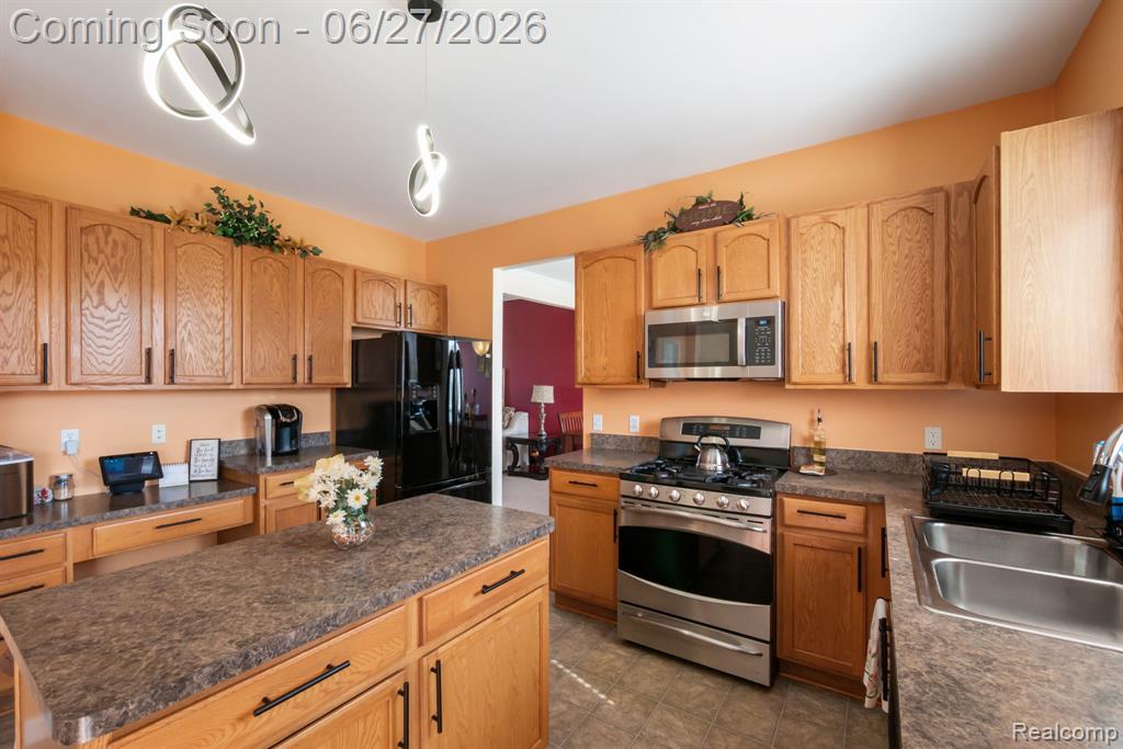 6552 Florence Lane, Belleville, MI 48111 — Photo 19