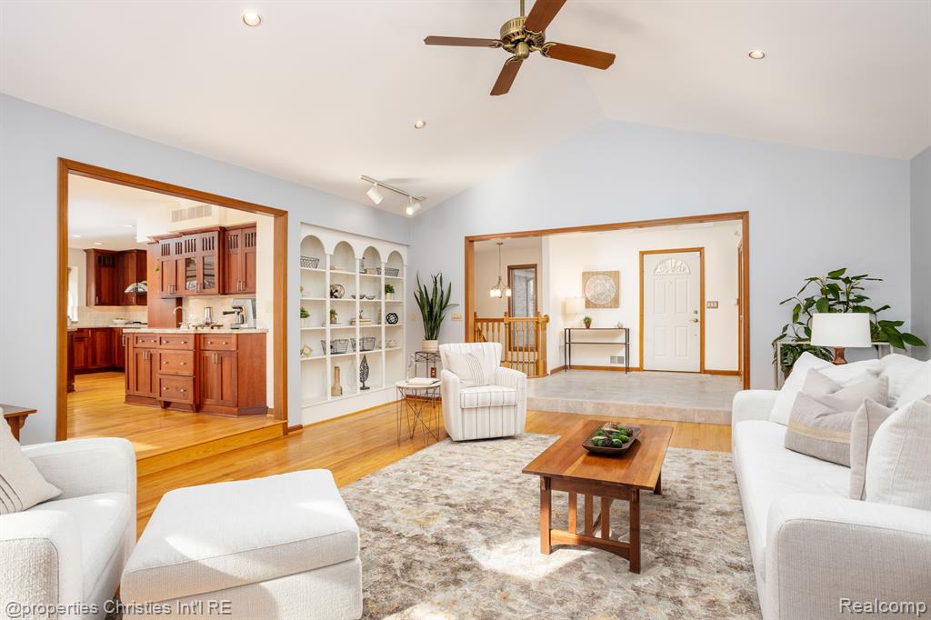 9293 BROOKVILLE Road, Plymouth, MI 48170 — Photo 13