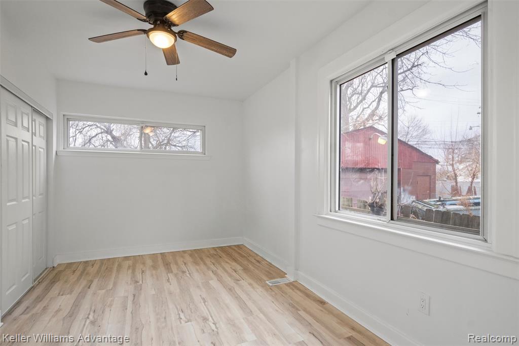 2427 Highland Street, Detroit, MI 48206 — Photo 13