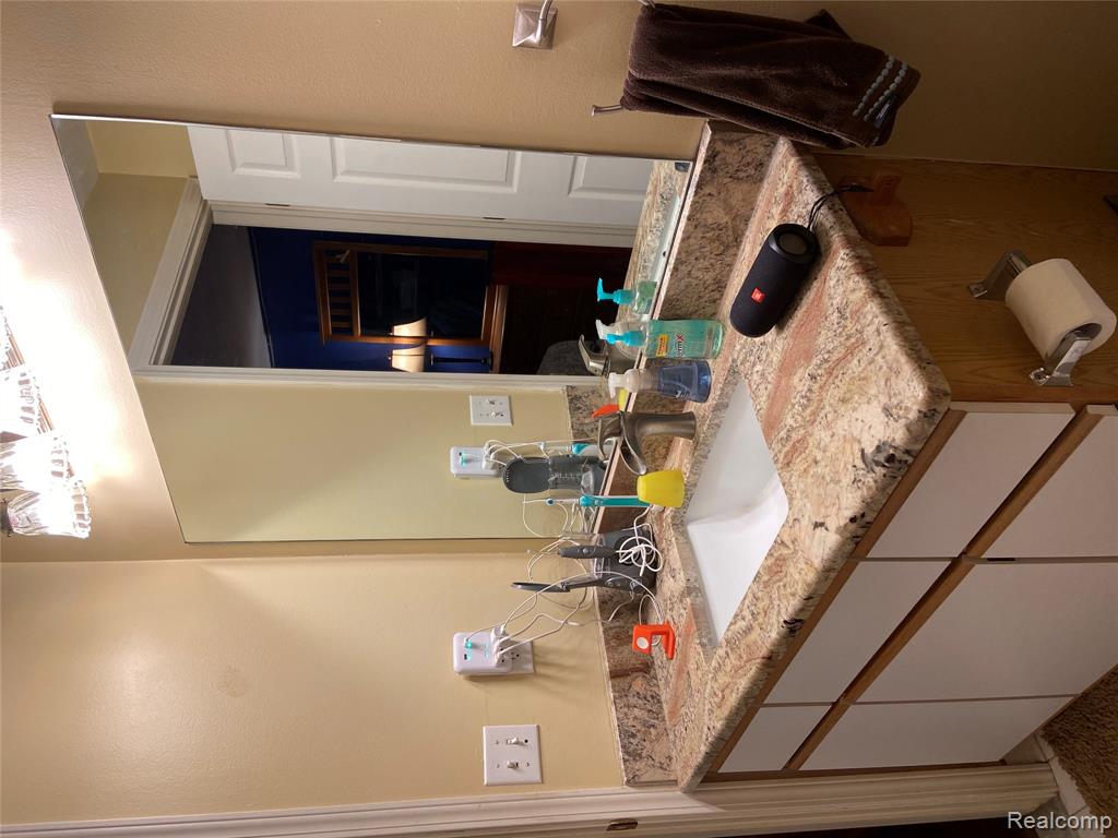 56246 Troon N, 195, Shelby Twp, MI 48316 — Photo 12