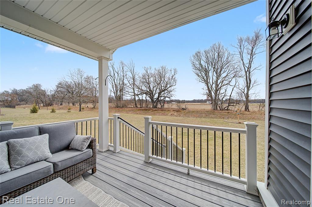 8370 Grist Mill Drive, Fenton, MI 48430 — Photo 41