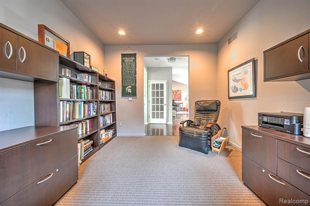 40832 KINGSLEY Lane, Novi, MI 48377 — Photo 16