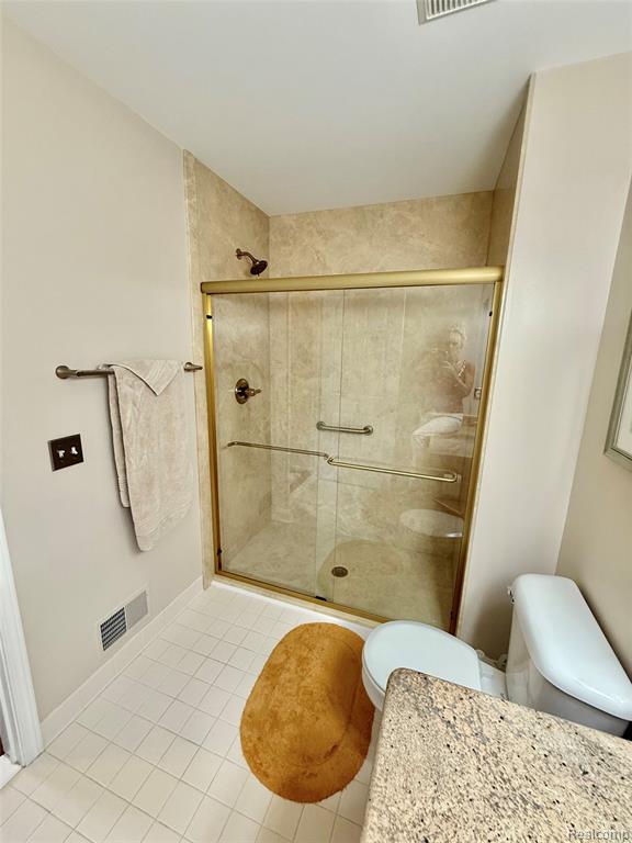 6426 Club Court W, Grand Blanc, MI 48439 — Photo 33