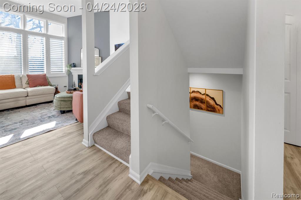 9859 Hawthorne Glen Drive, Grosse Ile, MI 48138 — Photo 19