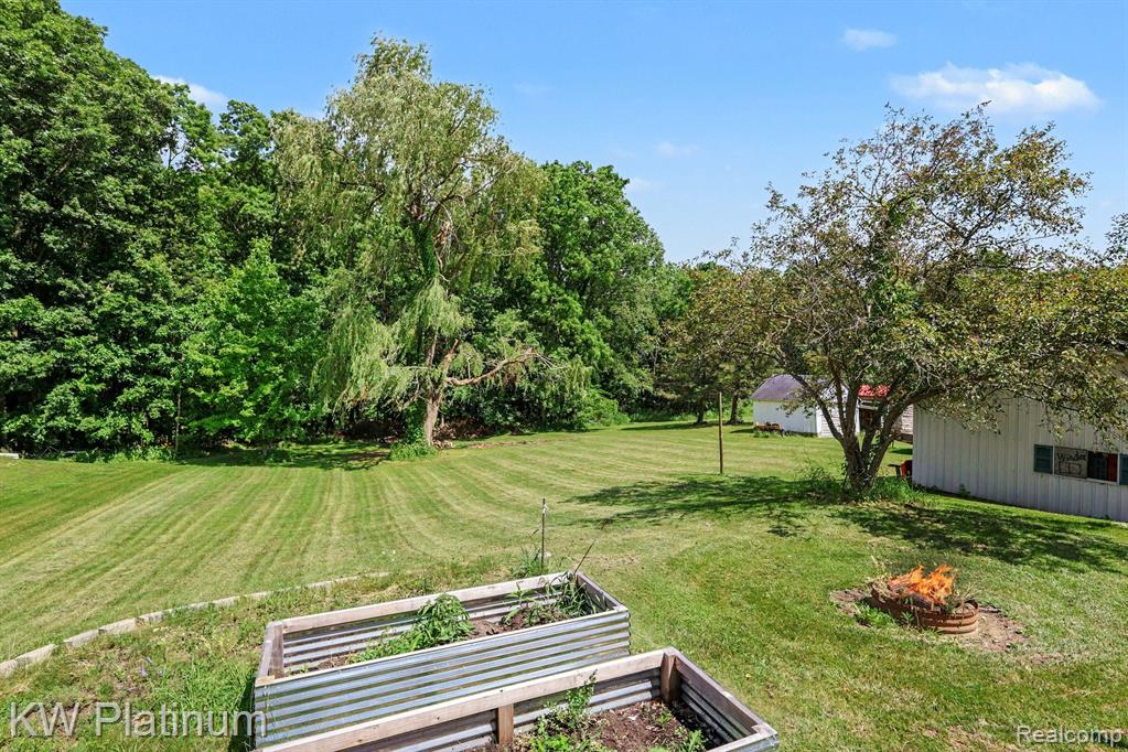 581 S Main Street, Vermontville, MI 49096 — Photo 21