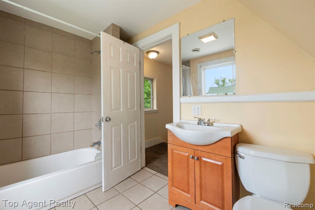 50 Henderson Street, Pontiac, MI 48341 — Photo 20