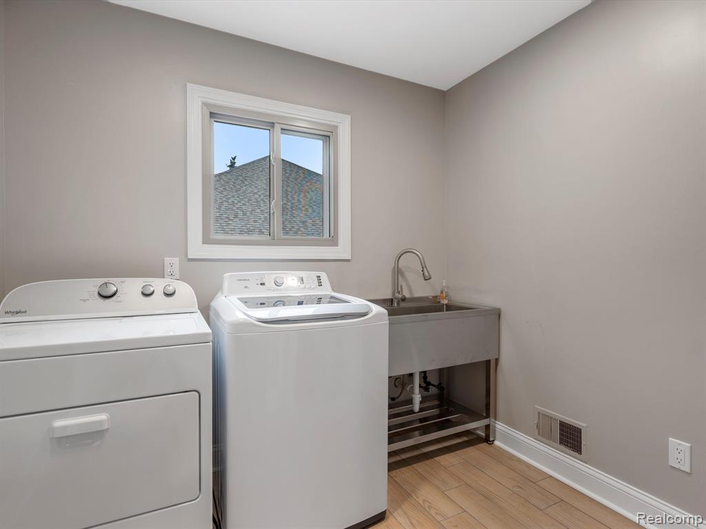8460 FREDERICK Drive, Washington, MI — Photo 38