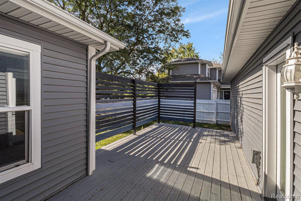 609 Ironwood Drive, Ann Arbor, MI 48103 — Photo 23
