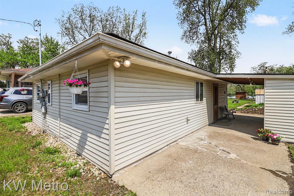 657 Dunleavy Drive, Highland, MI 48356 — Photo 20