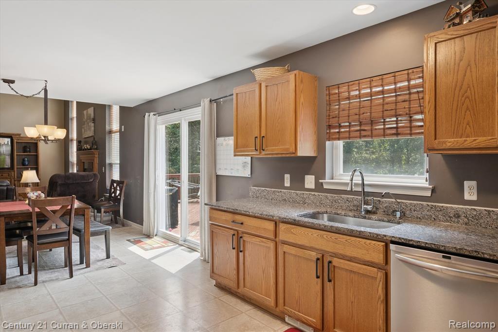 4025 Forest Edge Drive, Commerce Twp, MI 48382 — Photo 13