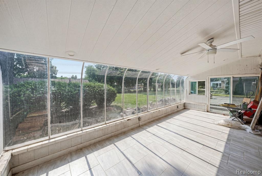 8327 Fox Bay Drive, White Lake, MI — Photo 34