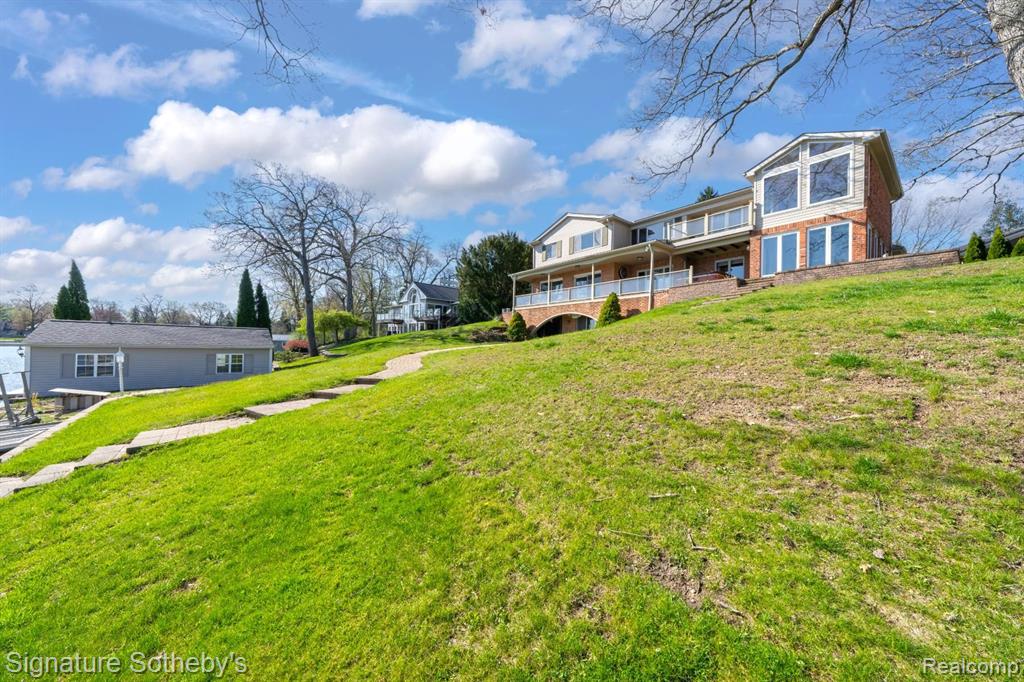 2224 LAKE ANGELUS Shores, Lake Angelus, MI 48326 — Photo 46