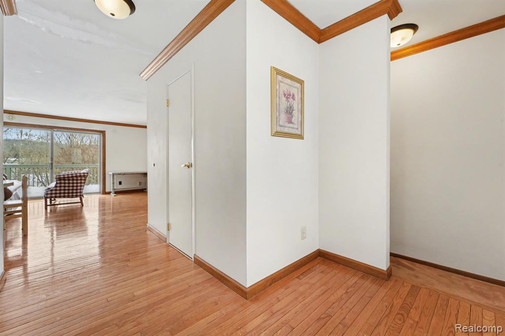 733 Watersedge Drive, Ann Arbor, MI 48105 — Photo 5