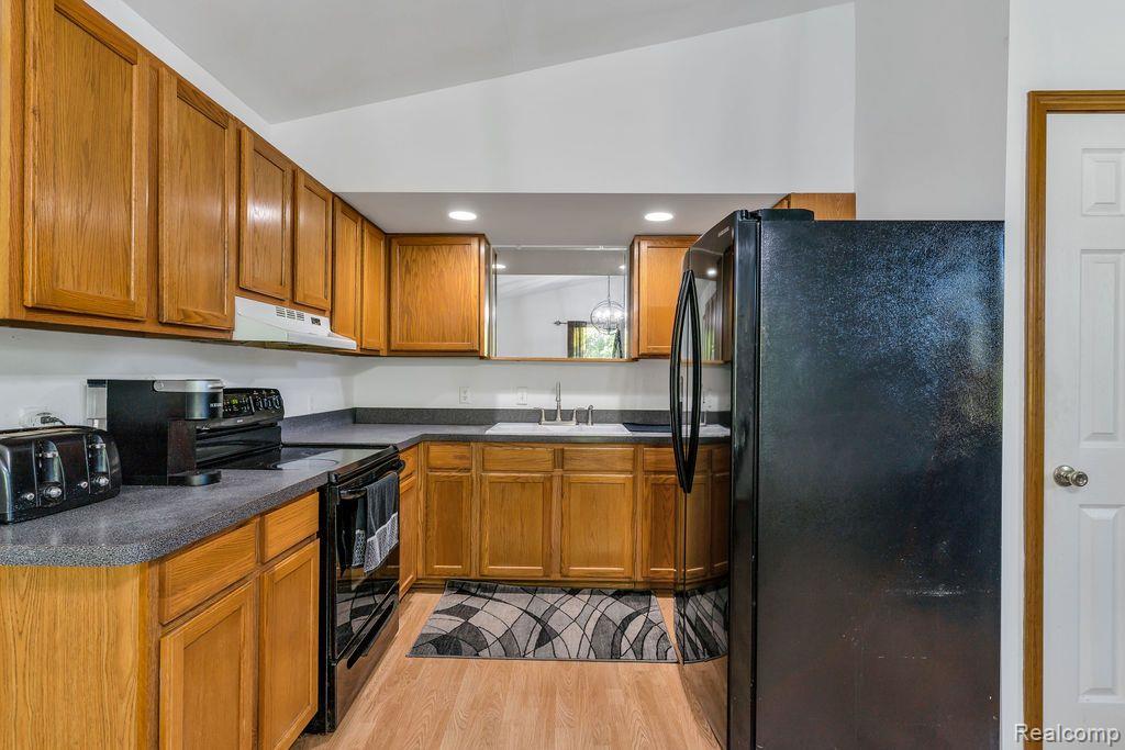 308 LEGRANDE Street, Holly, MI 48442 — Photo 10