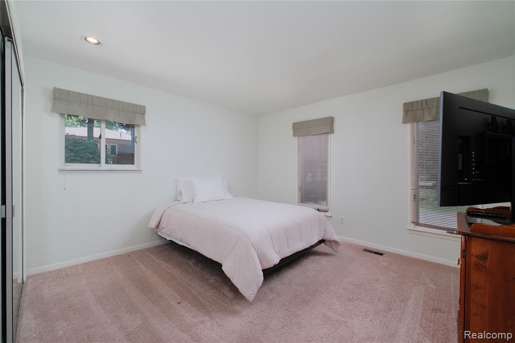 11050 Wealthy Lane, Romeo, MI 48065 — Photo 22