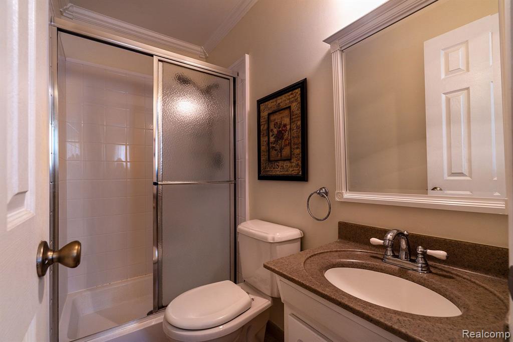 6228 ATKINS Drive, Troy, MI 48085 — Photo 17