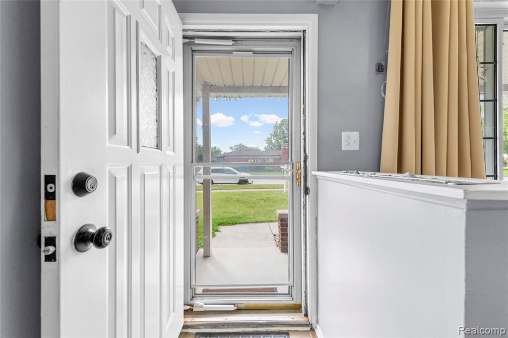 29410 Runey Drive, Warren, MI 48092 — Photo 3