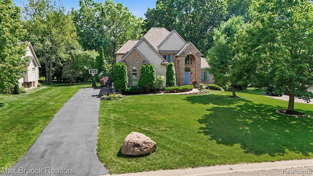 9843 Oak Valley Drive, Clarkston, MI 48348 — Photo 42