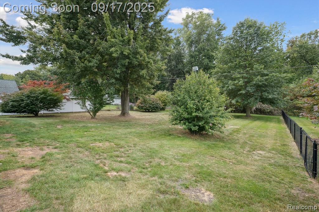 6185 Wildrose Lane, Burtchville, MI 48059 — Photo 27
