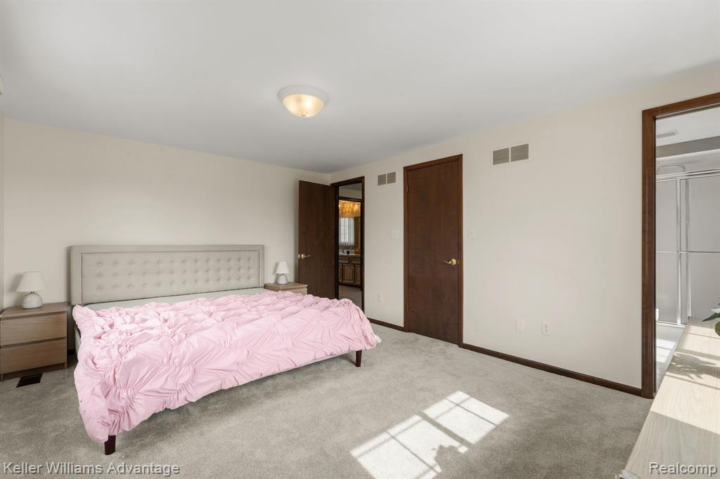 45766 PURCELL Drive, Plymouth, MI 48170 — Photo 27