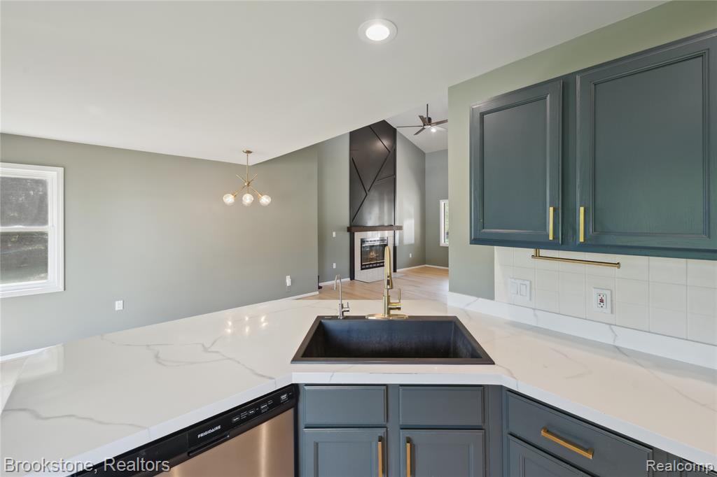 857 Quatro Lane, Addison, MI 48367 — Photo 11
