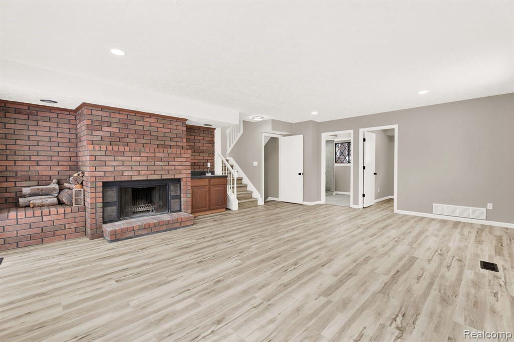 7820 Rampart Trail, Waterford, MI 48327 — Photo 49